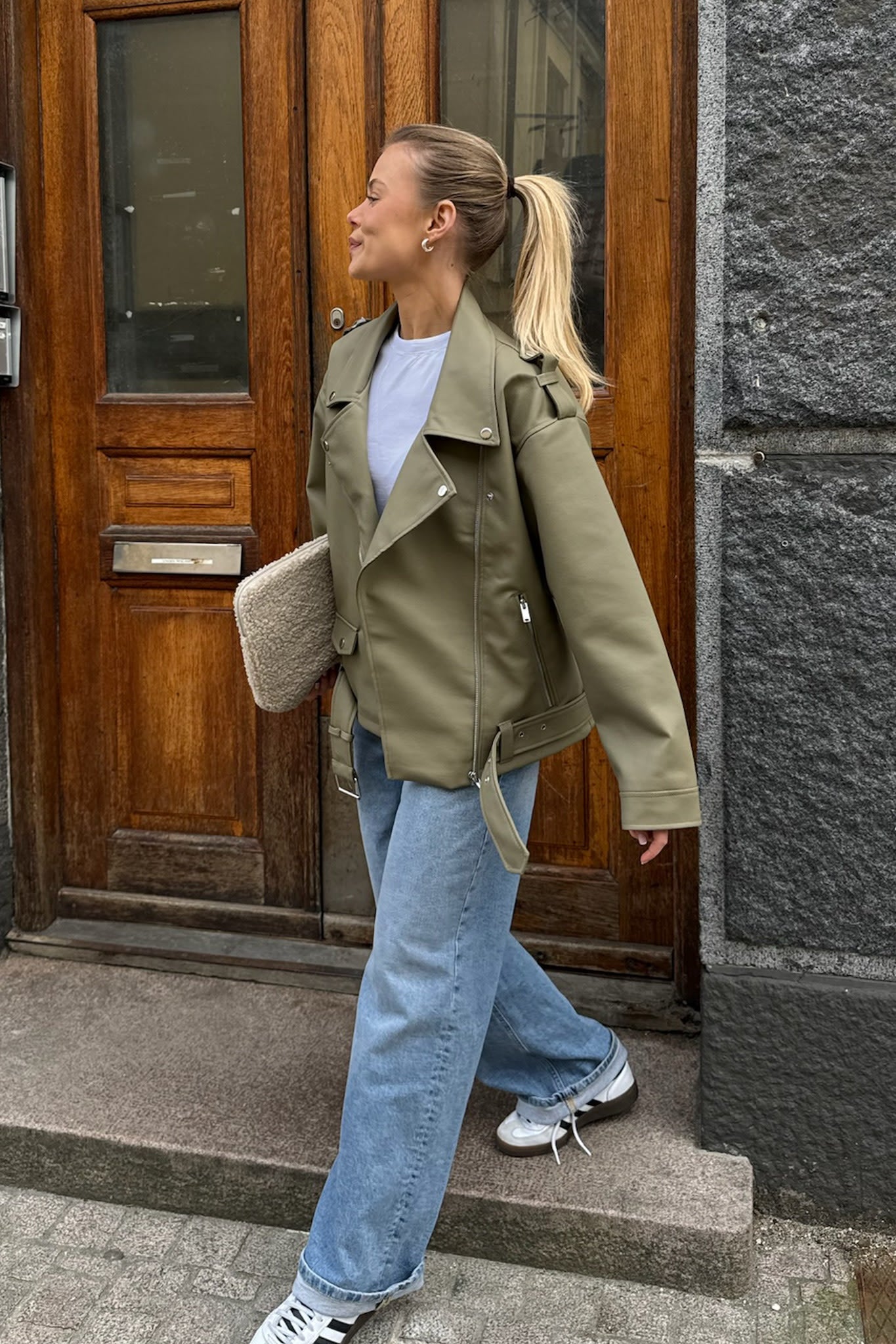 S - 168cm