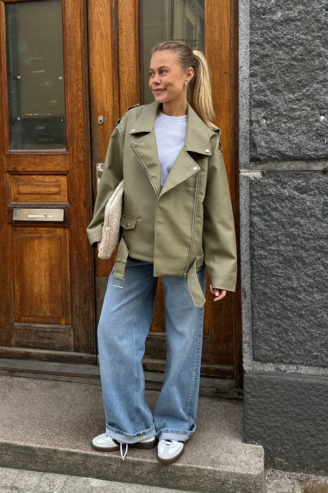 S - 168cm