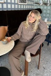 VMMili Tröja - Mörkbrun