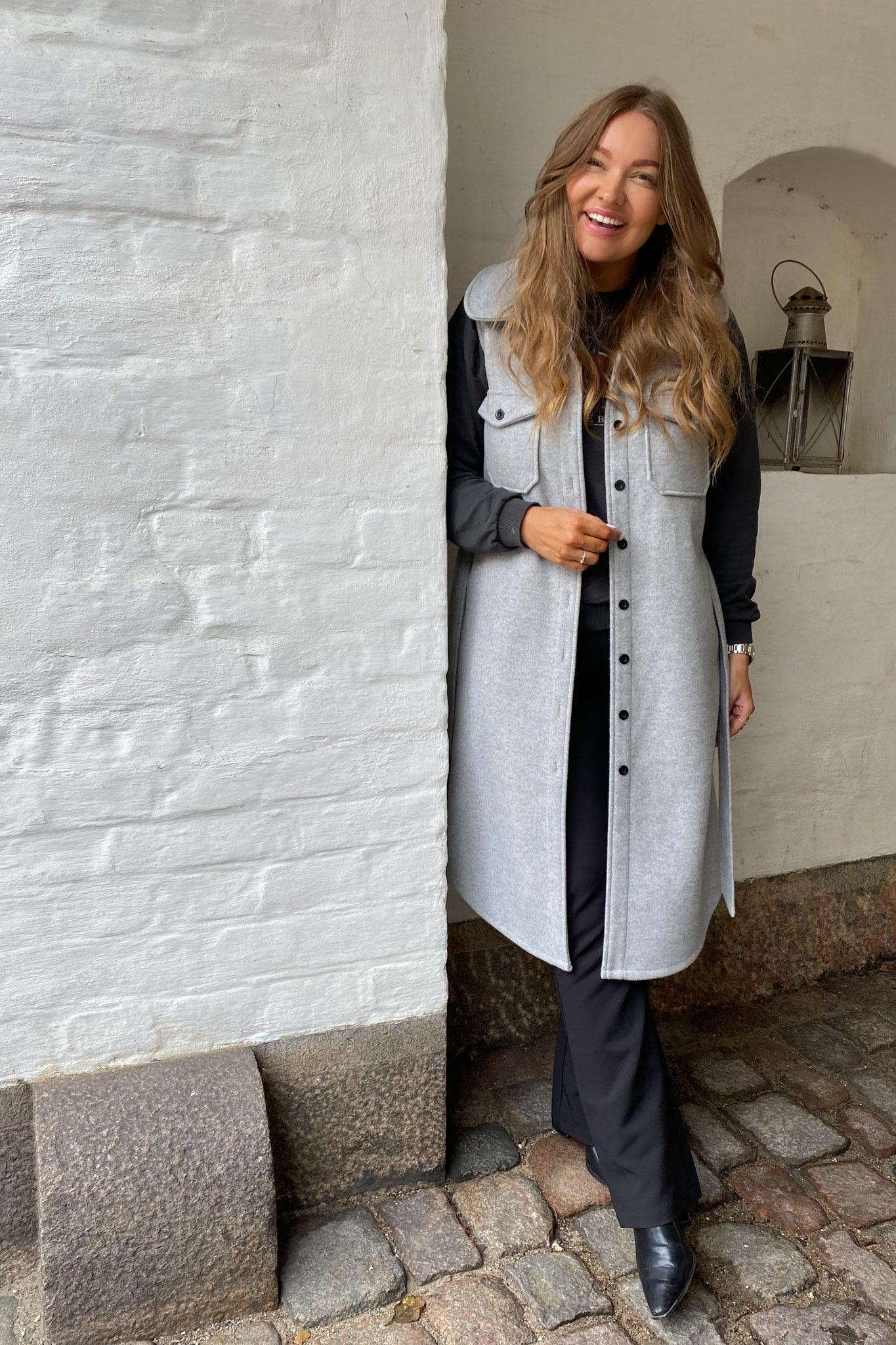 Emmy Vest - Light Grey - se.byic.com