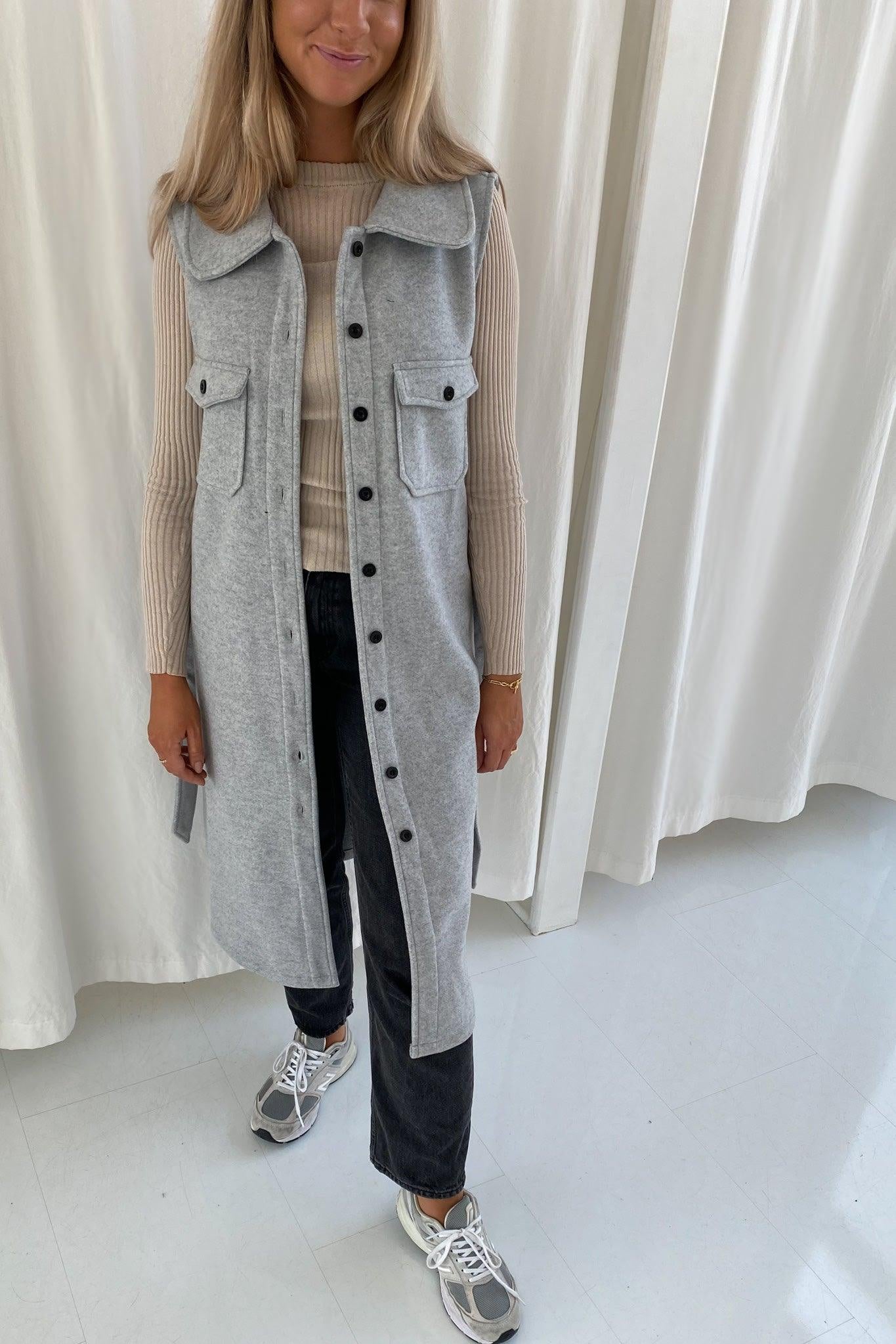 Emmy Vest - Light Grey - se.byic.com