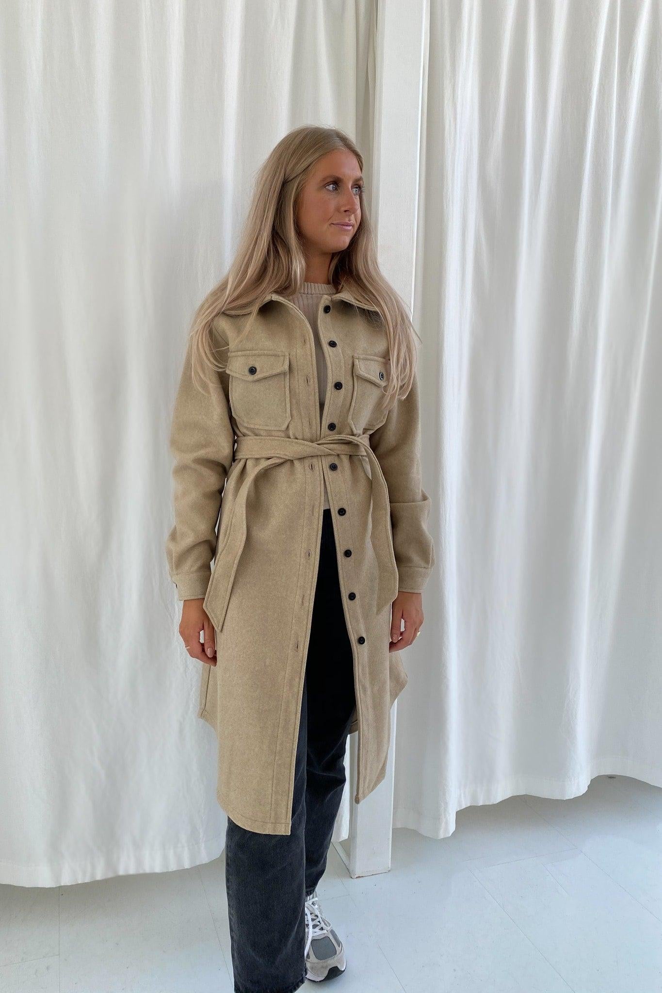 Long Emmy Jacket - Camel - se.byic.com